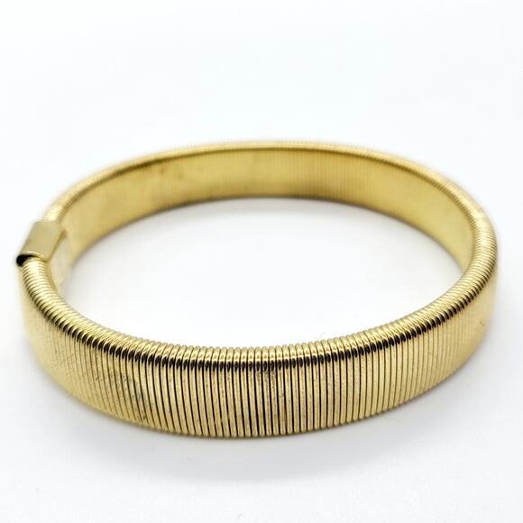 Vintage Cobra Stretch Antique Statement Bracelet Gold Tone Ribbed from The 80's - Picture 3 of 8